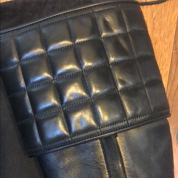 AUTHENTIC CHANEL BOOTS - Picture 3 of 8